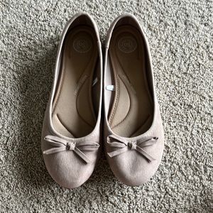 Women’s Flats